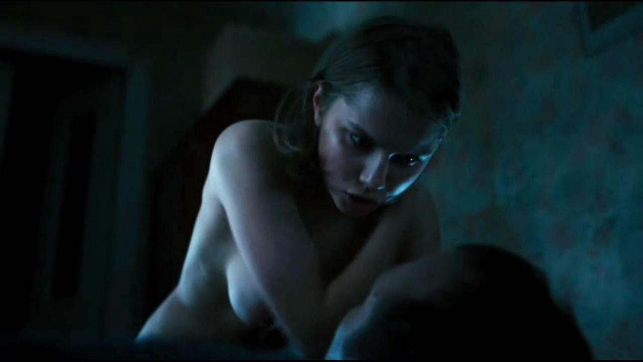 Daria Melnikova nude - Stalnaya babochka (2012)