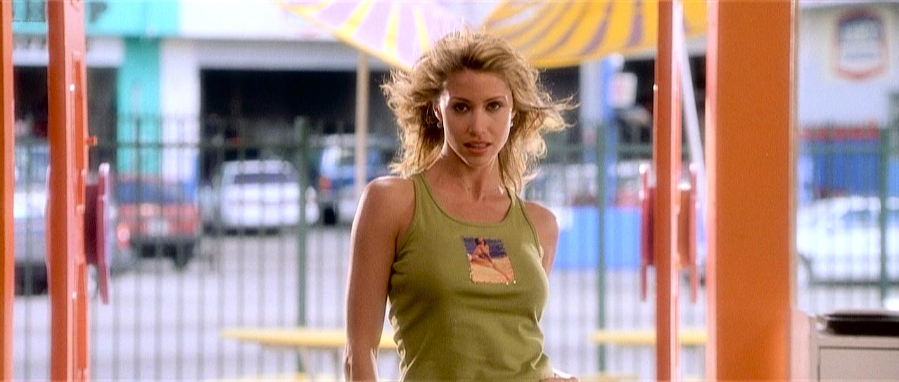 Eliza Dushku sexy, Shannon Elizabeth sexy, Ali Larter sexy, Jennifer Schwalbach Smith sexy - Jay and Silent Bob Strike Back (2001)