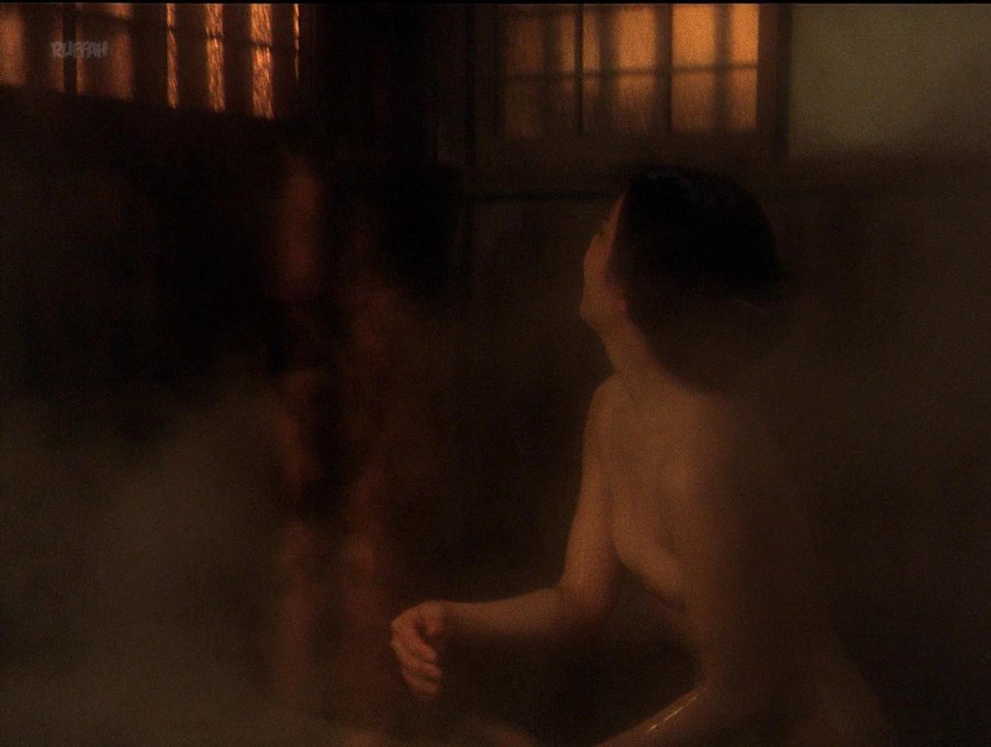 Kimiko Ikegami nude, Yoko Minamida nude, Ai Matsubara nude - Hausu (1977)