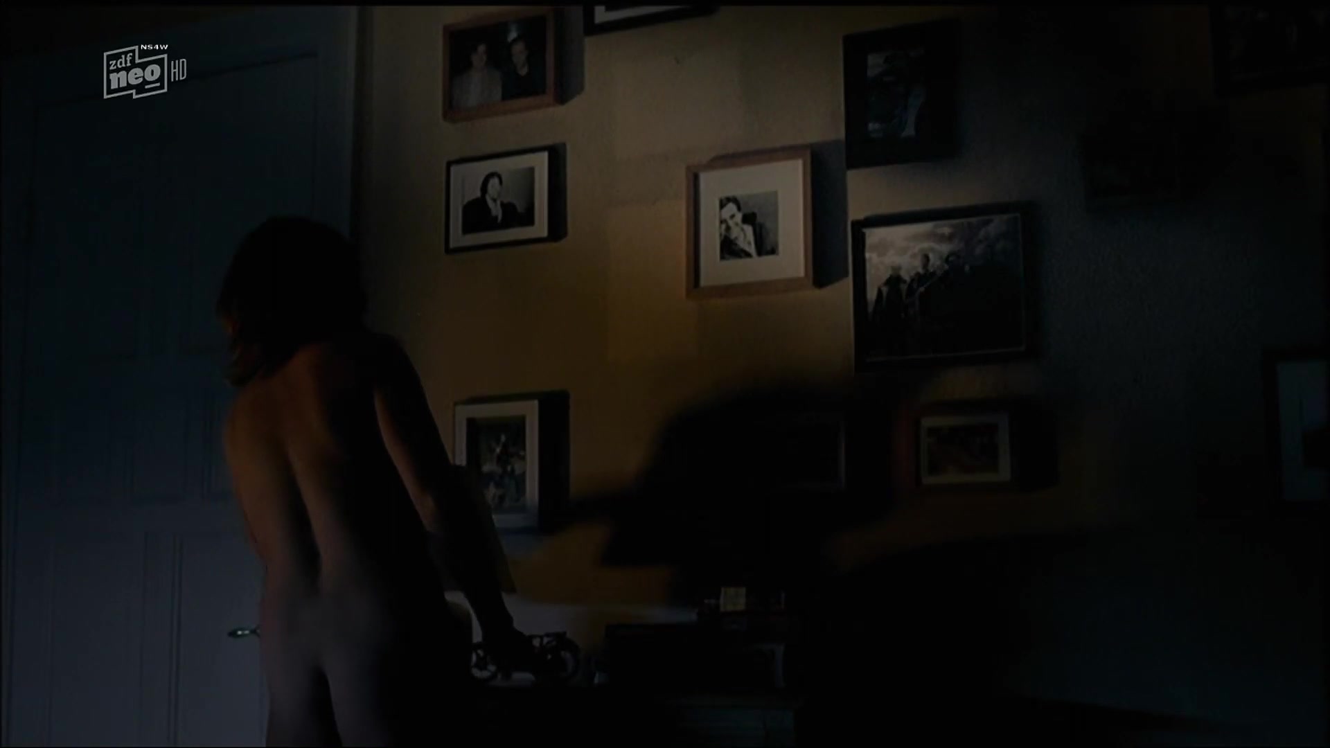 Aglaia Szyszkowitz nude - Einsatz in Hamburg - Die letzte Prüfung (2007)