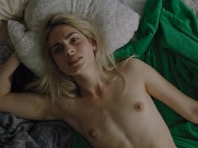 Tara Thaller nude - Uspjeh s01e04 (2019)
