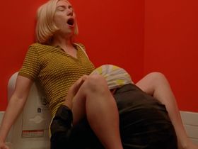Madeline Wise sexy - Crashing s03e02 (2019)