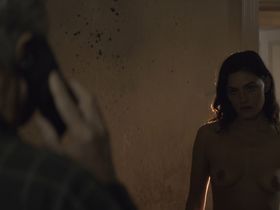 Phoebe Tonkin nude - Bloom s01e02-04 (2019)