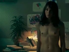 Anais Demoustier nude - Sauver ou perir (2018)