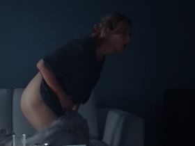 Magdalena Poplawska nude - 53 wojny (2018)