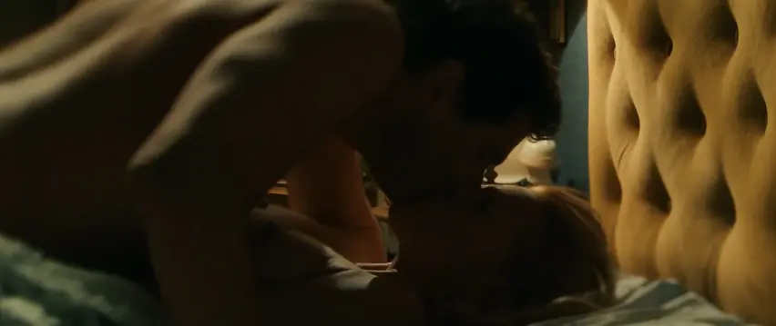 Veerle Baetens nude - Duelles (2018)