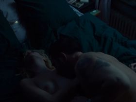 Julia Ragnarsson nude - Fartblinda s01e01-02 (2019)