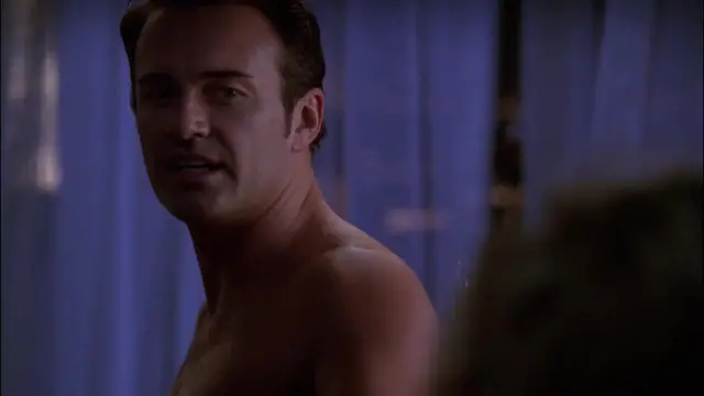 Kelly Carlson sexy, Rhona Mitra sexy - Nip Tuck s03e01 (2005)