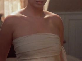 Barbra Streisand sexy - Yentl (1983)