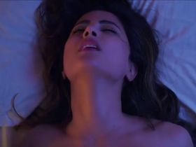 Hina Khan sexy - Hacked (2020)