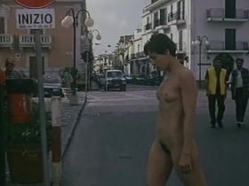 Adele Ceraudo nude - Odi et amo (1998)