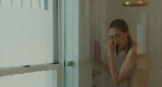 Tonia Sotiropoulou sexy, Pia Mechler sexy - Everything Is Wonderful (2018)