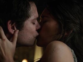 Jessica Henwick sexy - Love and Monster (2020) #3