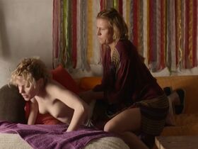 Franziska Weisz nude, Julia Franz Richter nude - Der Taucher (2019)