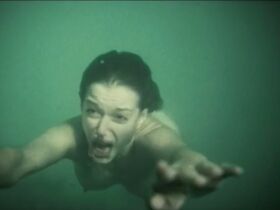 Suzan Anbeh nude - Aquarios (2001)