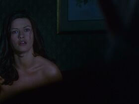 Catherine Zeta-Jones sexy - Entrapment (1999)