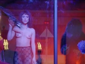 Pauline Jacquard nude, Vimala Pons nude, Lola Creton nude - Ultra pulpe (2018)