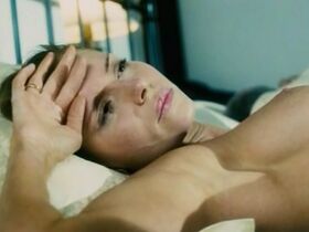 Lyubov Tolkalina nude - Konservi (2007)