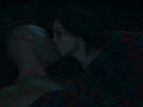 Janet Montgomery sexy - The Romanoffs s01e02 (2018)