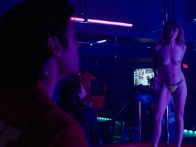 Erin Ownbey nude, Kelli Berglund nude - Heels s01e03 (2021)
