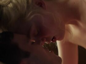 Elle Fanning nude - The Great s02e10 (2021)