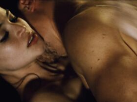 Anne Curtis sexy – Blood Ransom (2014)