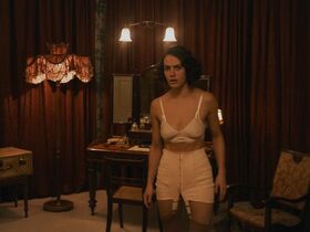 Jessica Brown Findlay sexy – The Banishing (2020)