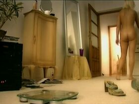 Agnieszka Warchulska nude – Wieza (2007)