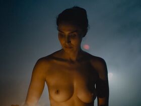 Narges Rashidi nude – Ferdinand von Schirach Glauben (2021)