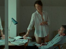 Vicky Krieps sexy – Bergman Island (2021)