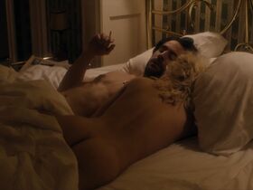 Ida Engvoll nude – Vitt skrap (2021)