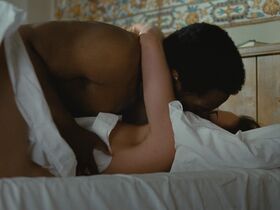 Alicia Vikander sexy – Beckett (2021)