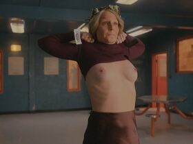 Helen Hunt nude – Blindspotting s01e08 (2021)