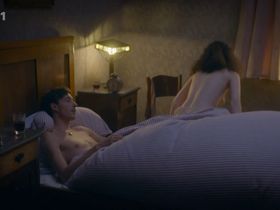 Darija Pavlovicova sexy – Zlociny Velke Prahy s01e10 (2021)