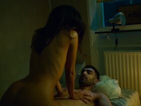 Evin Ahmad nude – Snabba Cash s01e01e03e05e06 (2021)