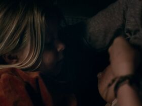 Nina Hoss nude – Pelikanblut - Aus Liebe zu meiner Tochter (2019)