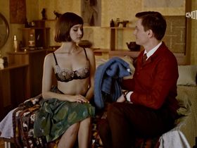 Elizaveta Yankovskaya sexy – Optimisty s02e03e05e06 (2021)