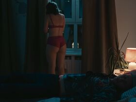 Mariya Smolyakova sexy – Pershi lastivky s01e02e06 (2019)