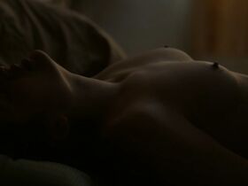 Louise Grinberg nude – La priere (2018)