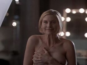 Elizabeth Mitchell nude, Angelina Jolie nude - Gia (1998) [Unrated Edition]
