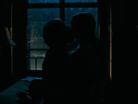 Katja Herbers sexy - Evil s03e01 (2022)