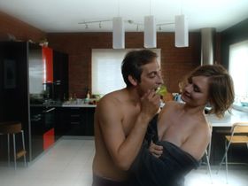 Maria Mashkova sexy - Zhenshchina v sostoyanii razvoda s01e03 (2021-2022)