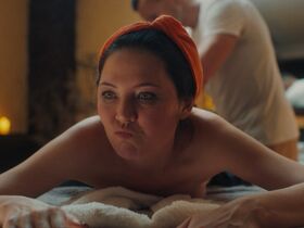 Yuliya Volkova sexy - Mokyumentari s01e01e03 (2022)
