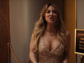 Kaley Cuoco sexy - The Flight Attendant s02e05 (2022)