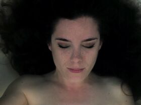 Nuria Gago sexy - Alba (2012)