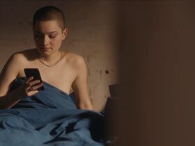 Ayumi Roux nude - Skam s09e07 (2022)