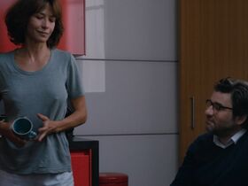 Sophie Marceau sexy - Tout s'est bien passe (2021)
