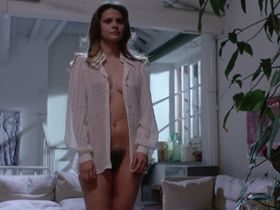 Silvia Dionisio nude - Hot Stuff (Paura in citta) (1976)