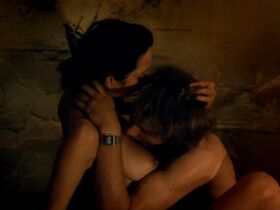 Marion Cotillard nude - Furia (1999)