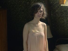 Liv Lisa Fries sexy - Babylon Berlin s04e02 (2022)
